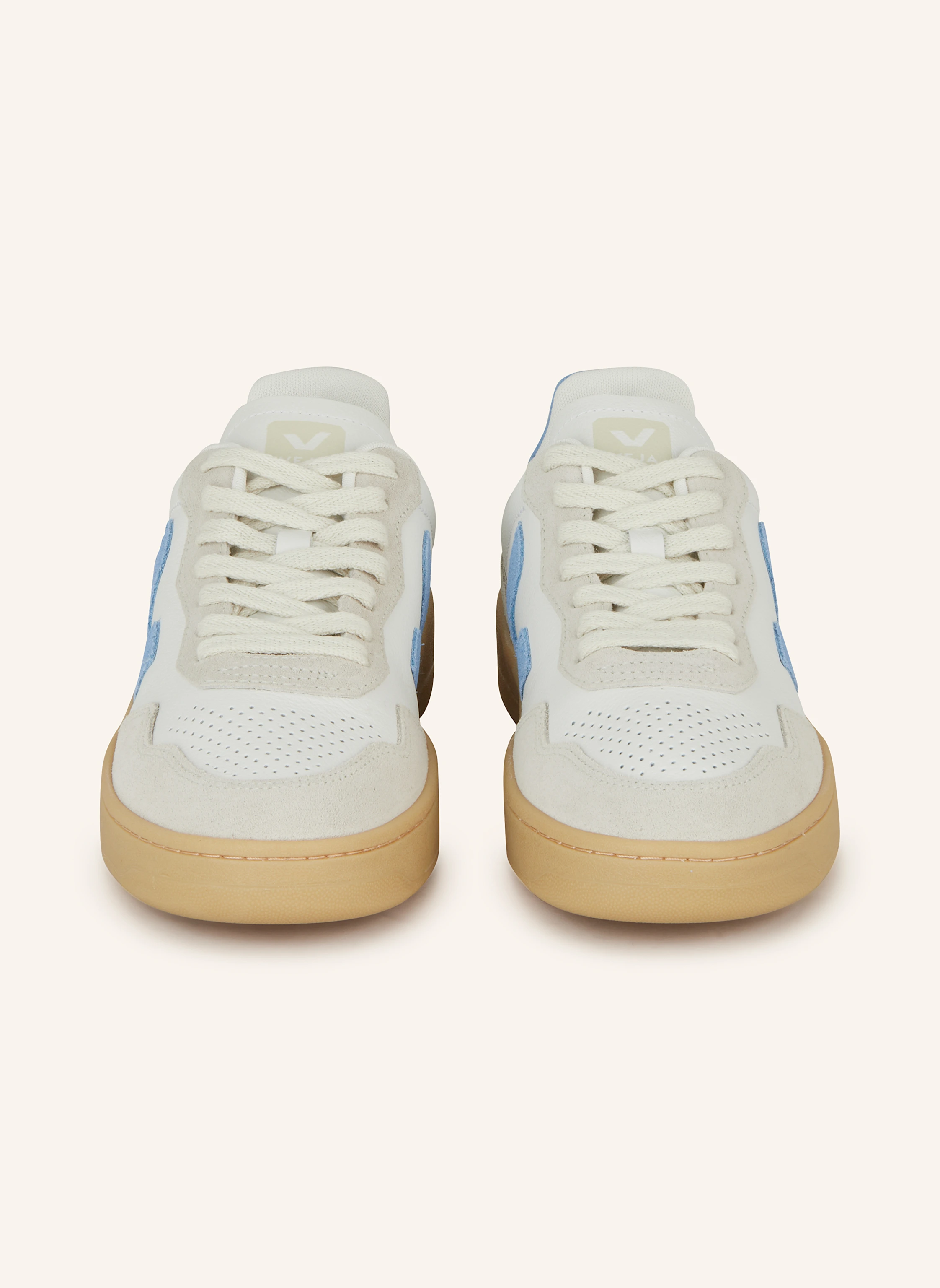 VEJA Sneaker V-90