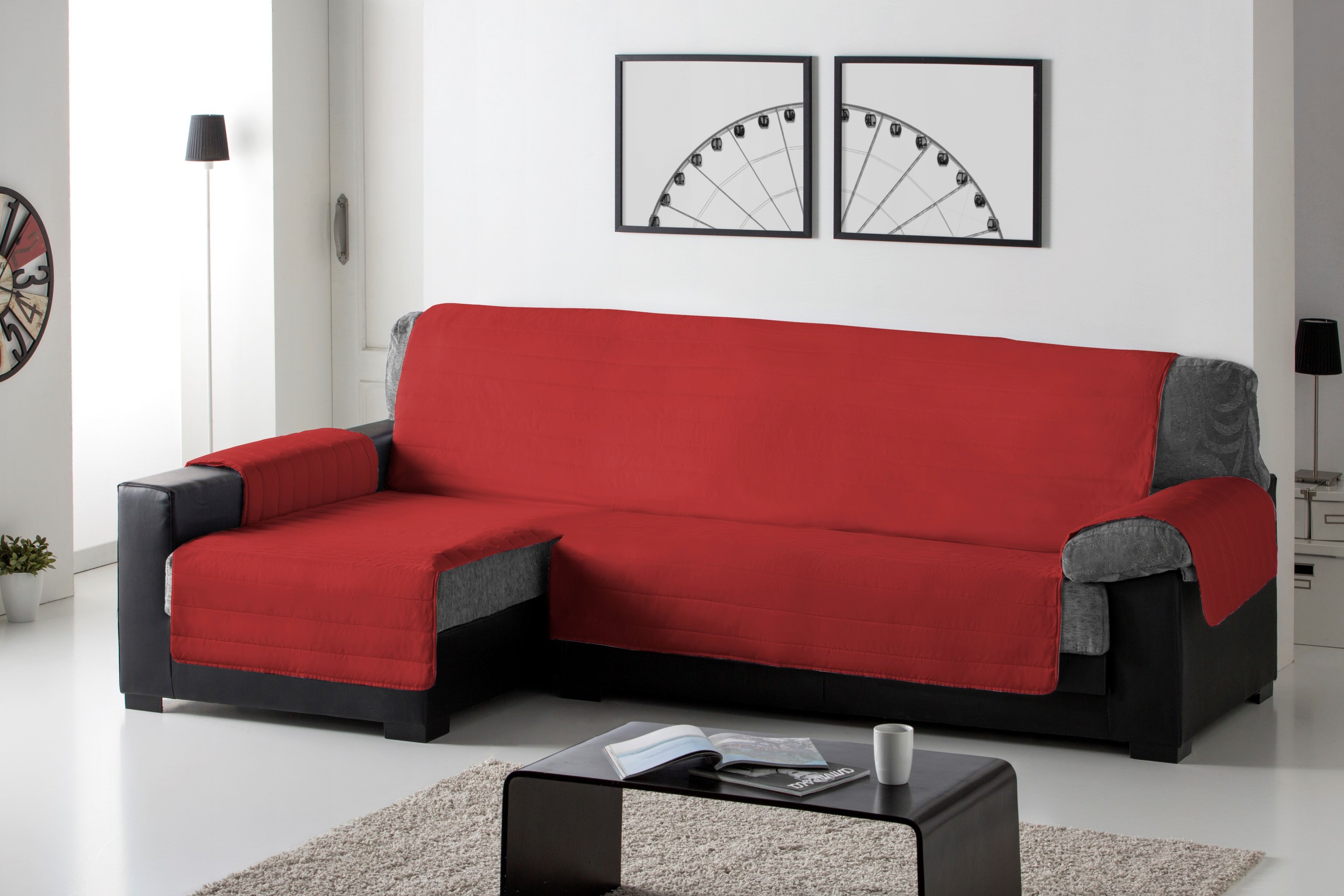 Capa acolchoada para chaise longue esquerda na cor bordô.