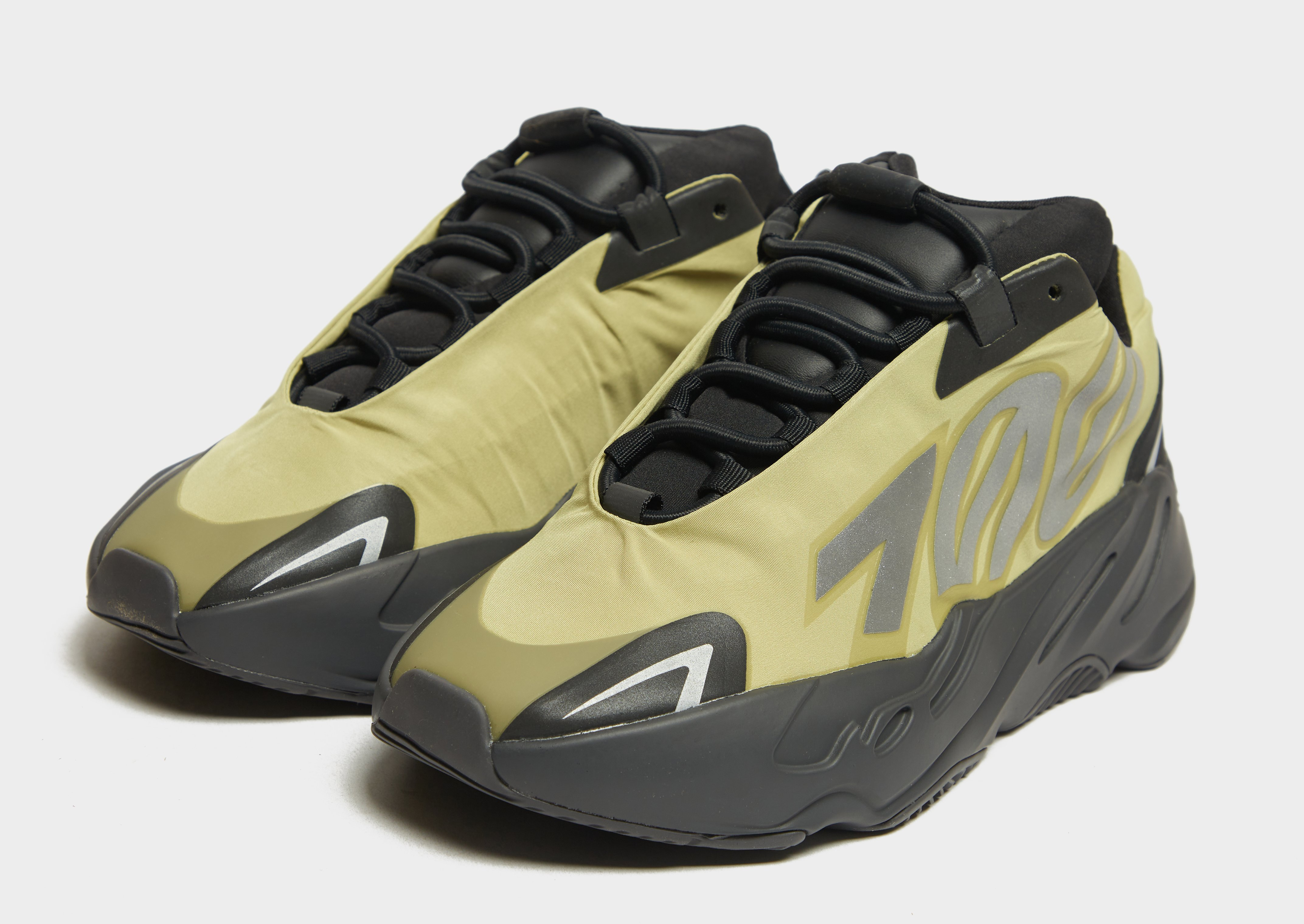 adidas Originals YEEZY 700 MNVN Femme
