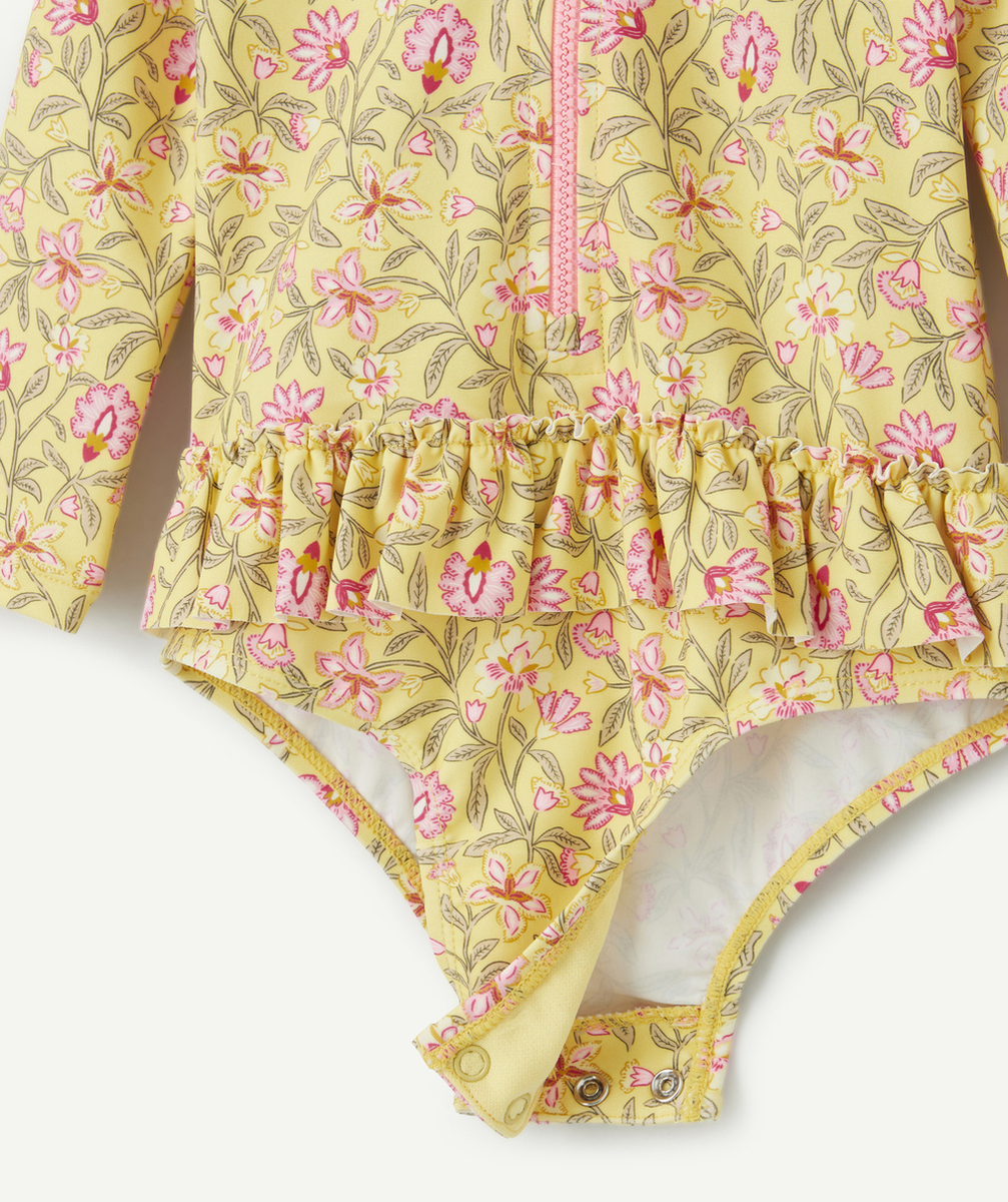 COMBINAISON ANTI-UV BÉBÉ FILLE EN FIBRES RECYCLÉES JAUNE IMPRIMÉE FLEURS