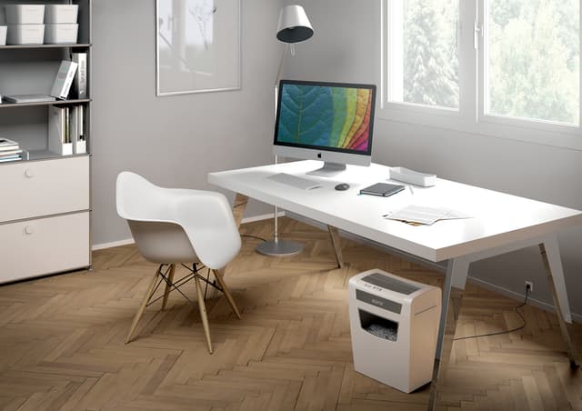 Leitz IQ Home Office P4 Cross Cut makulator