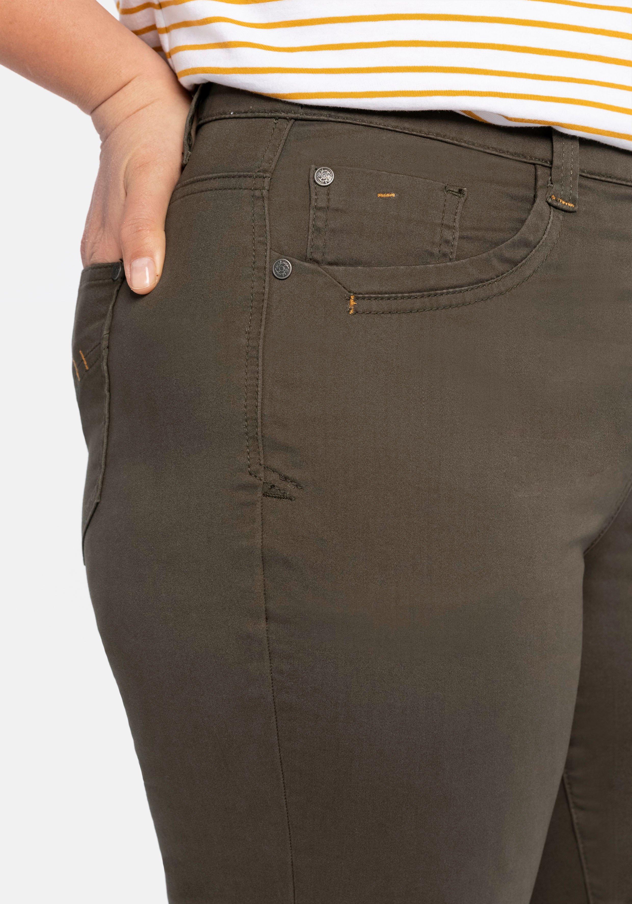 Schmale Stretchhose in Twill-Qualität