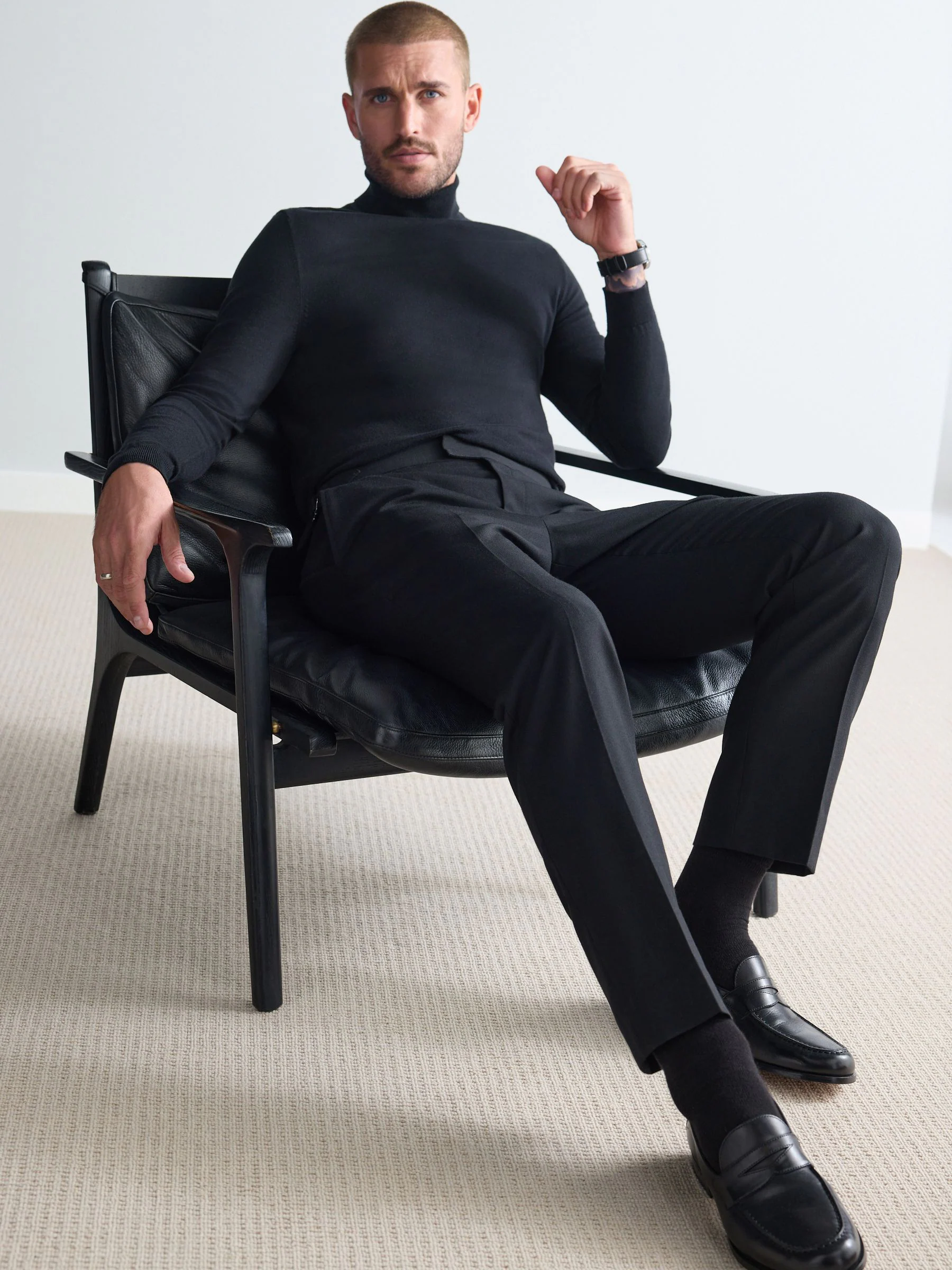 Zwart - Signature Smart Textured Italiaanse wollen broek met zijverstellers