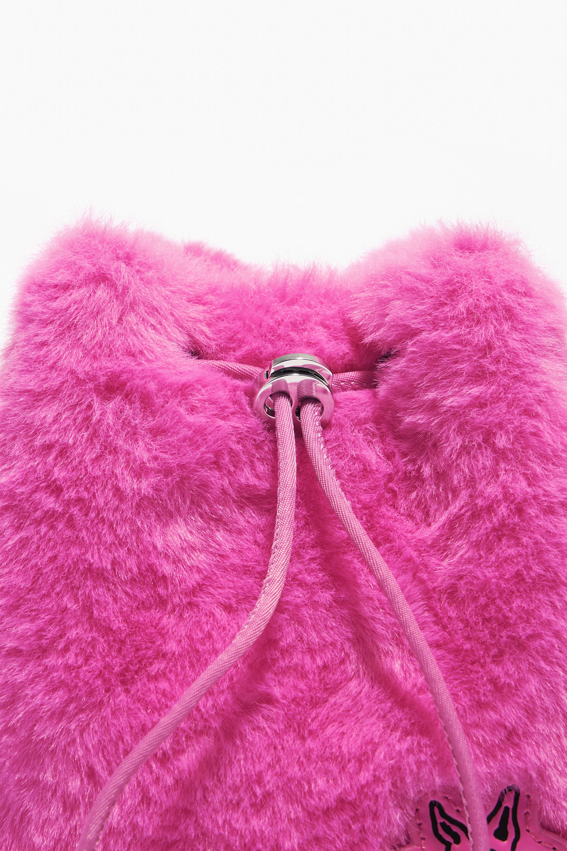 pequena bolsa de cabelo rosa neon com cordão