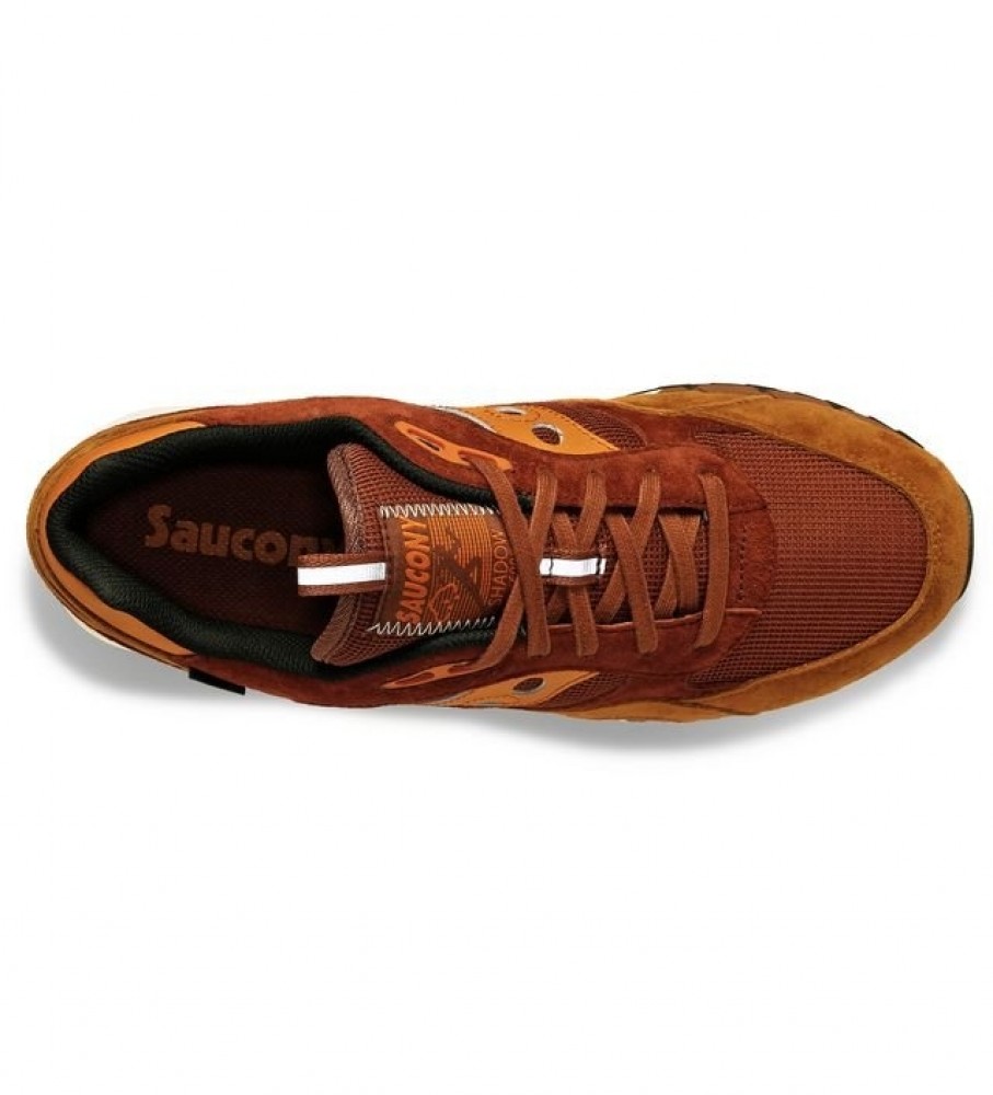 Tênis Saucony Shadow 6000 em couro marrom