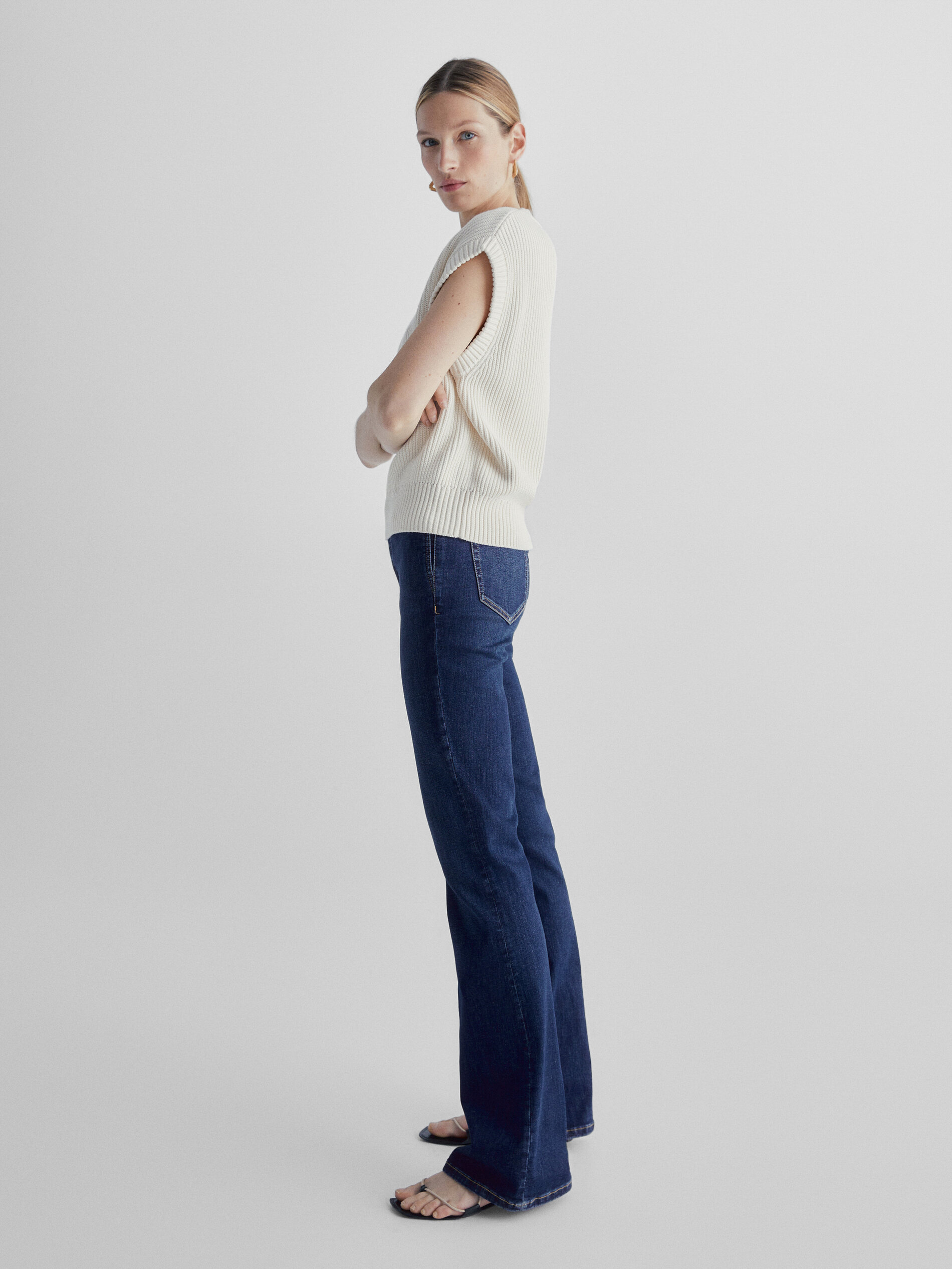 Calça Jeans Skinny Flare de Cintura Alta - AZUL MÉDIO