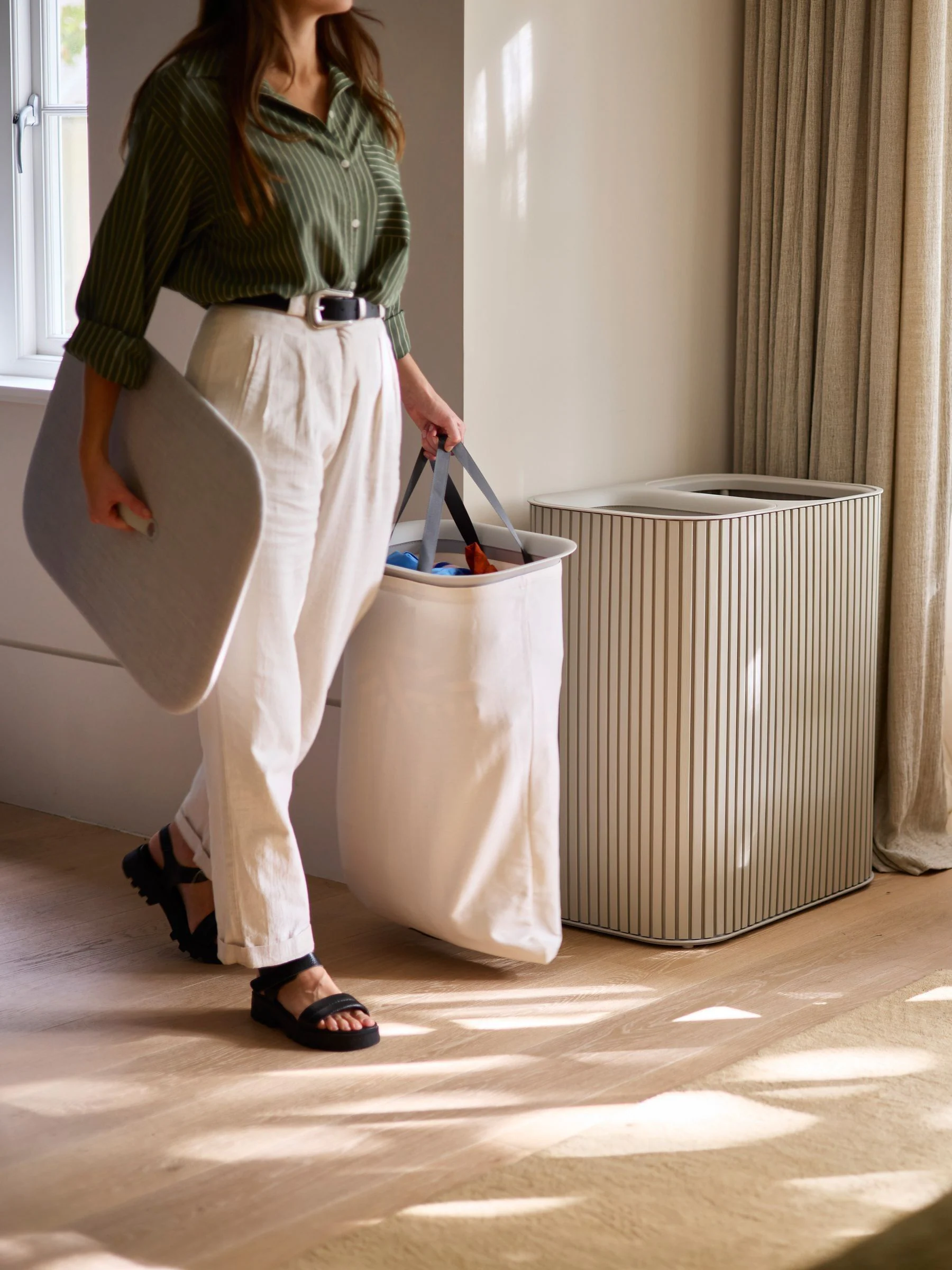 Joseph Joseph Tota Luxe 90L Laundry Basket