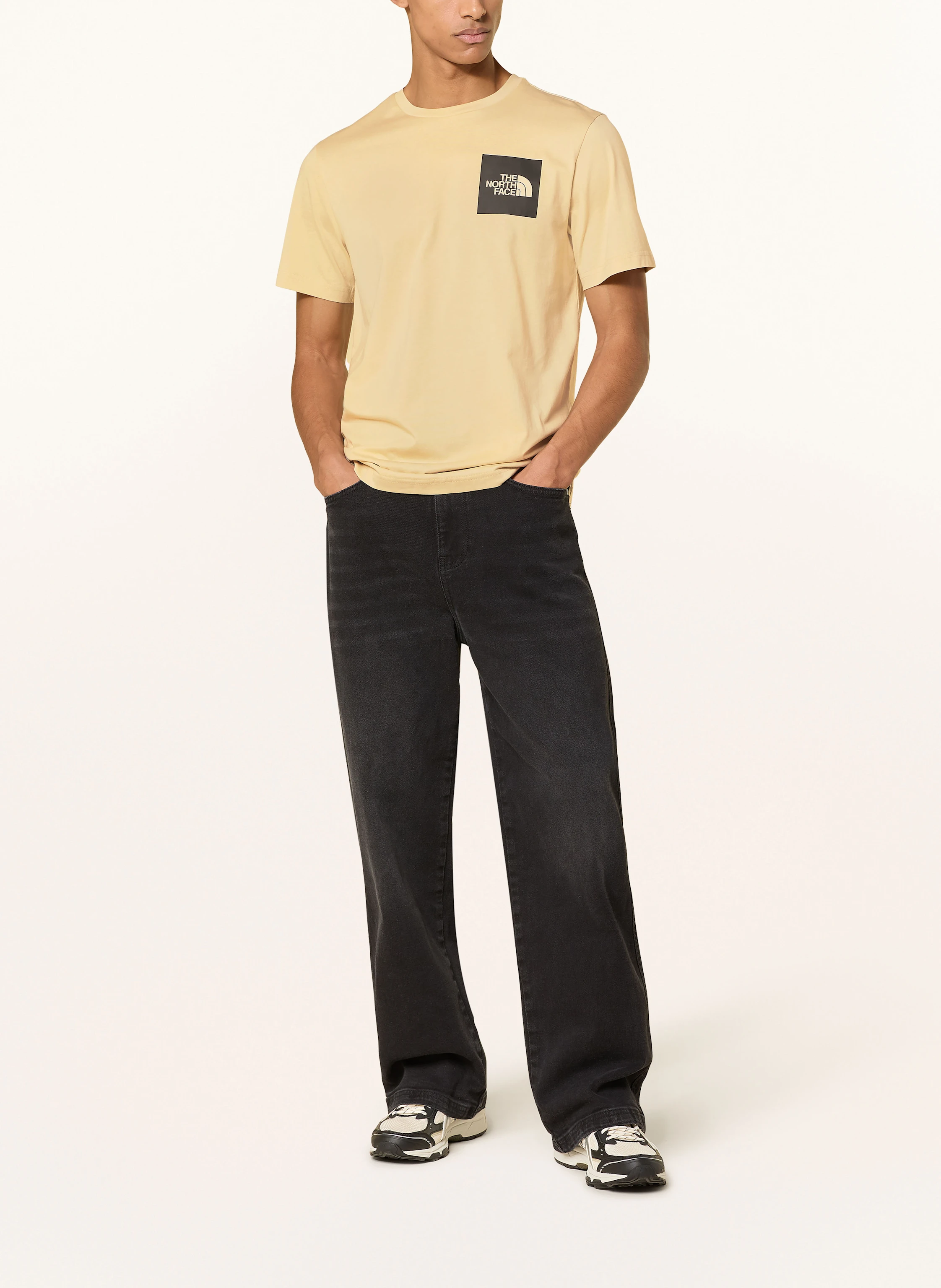 THE NORTH FACE T-Shirt FINE