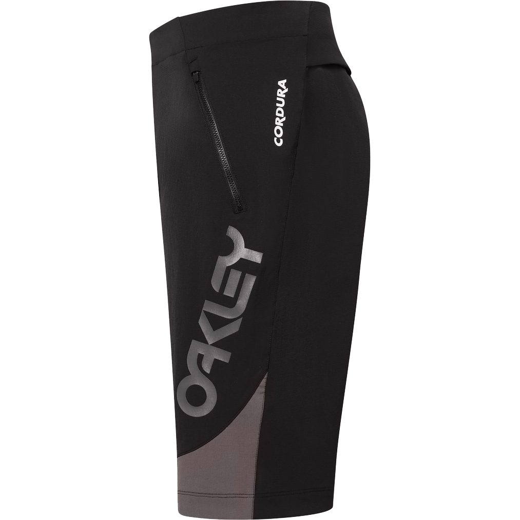 Oakley Maven Scrub Shorts Herren schwarz