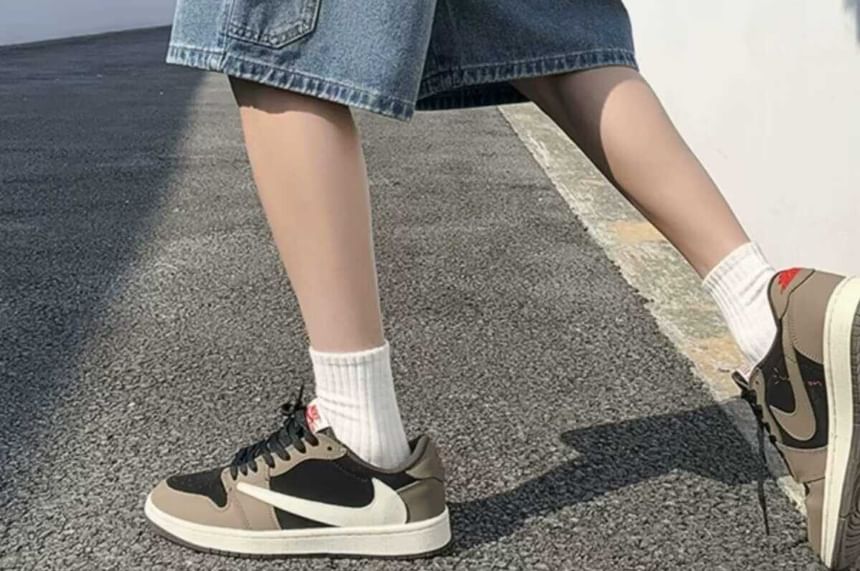 Oakjam - Cargoshorts met wijde pijpen en een trekkoord in de taille van gewassen denim