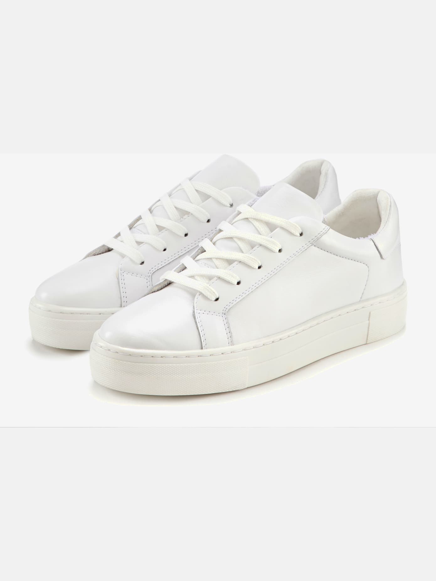 Baskets sneakers tendance et confortables en cuir de qualité