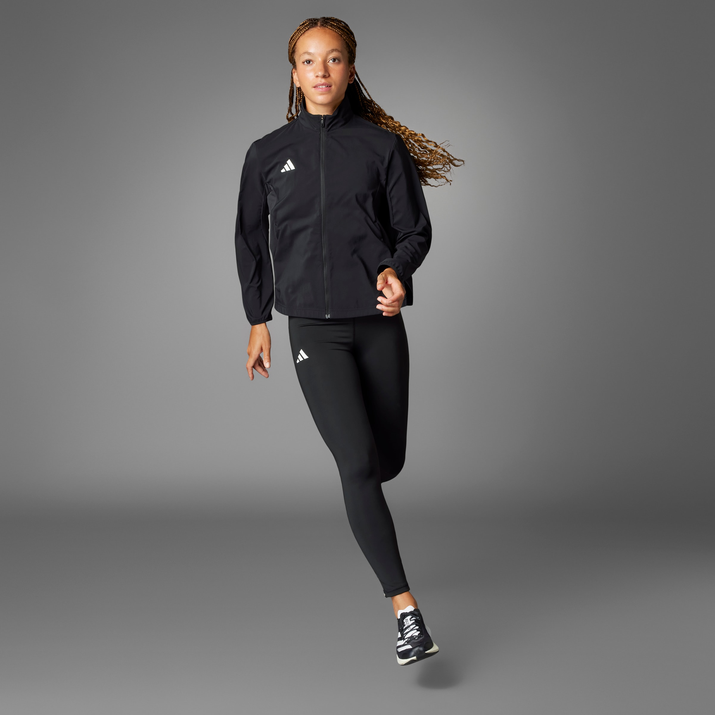 Adidas Adizero E Jacket, Dame<br>Den perfekte løpejakken, uansett vær!