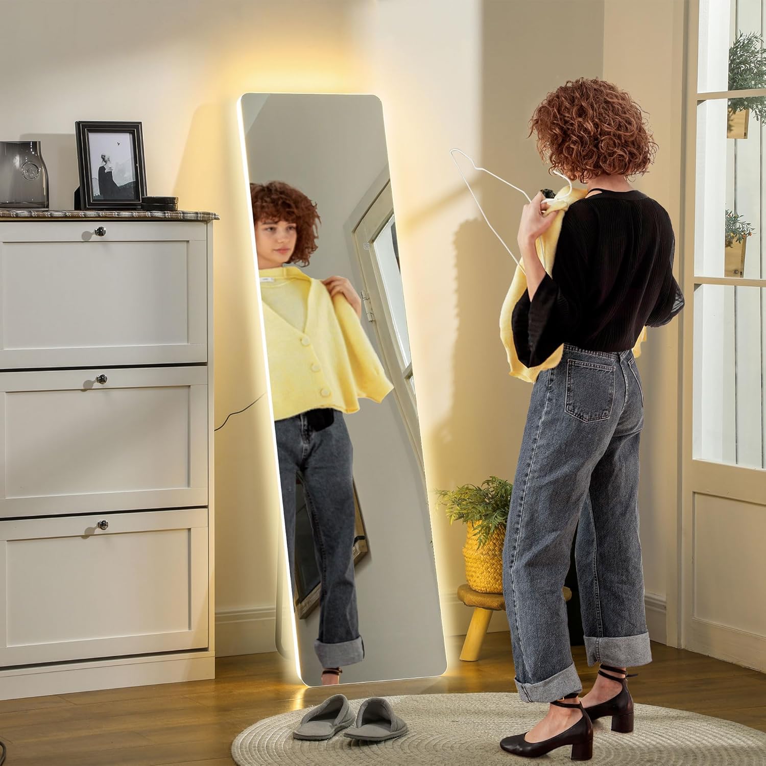 HOMCOM Ganzkörperspiegel mit LED-Beleuchtung, 150 x 40 cm Standspiegel mit 3 Lichtfarben, Wandspiegel mit Ständer, Touch-Schalter bruchsicheres Glas, Bodenspiegel für Schlafzimmer
