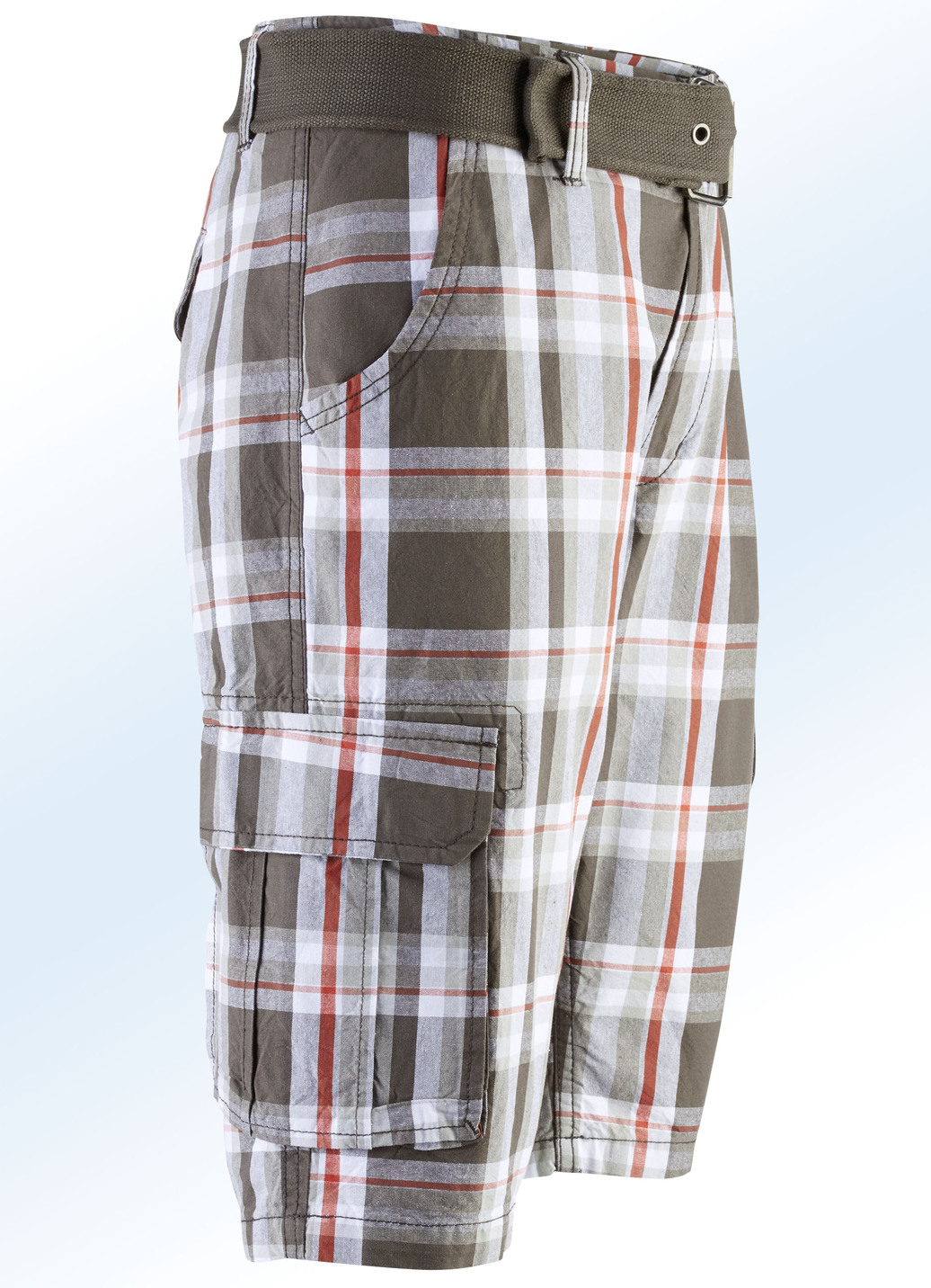 Bermudas mit Gürtel und Cargotaschen in 2 Farben