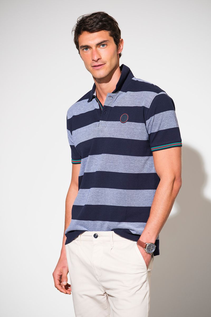 POLO PIQUET COM RISCAS EFEITO OXFORD