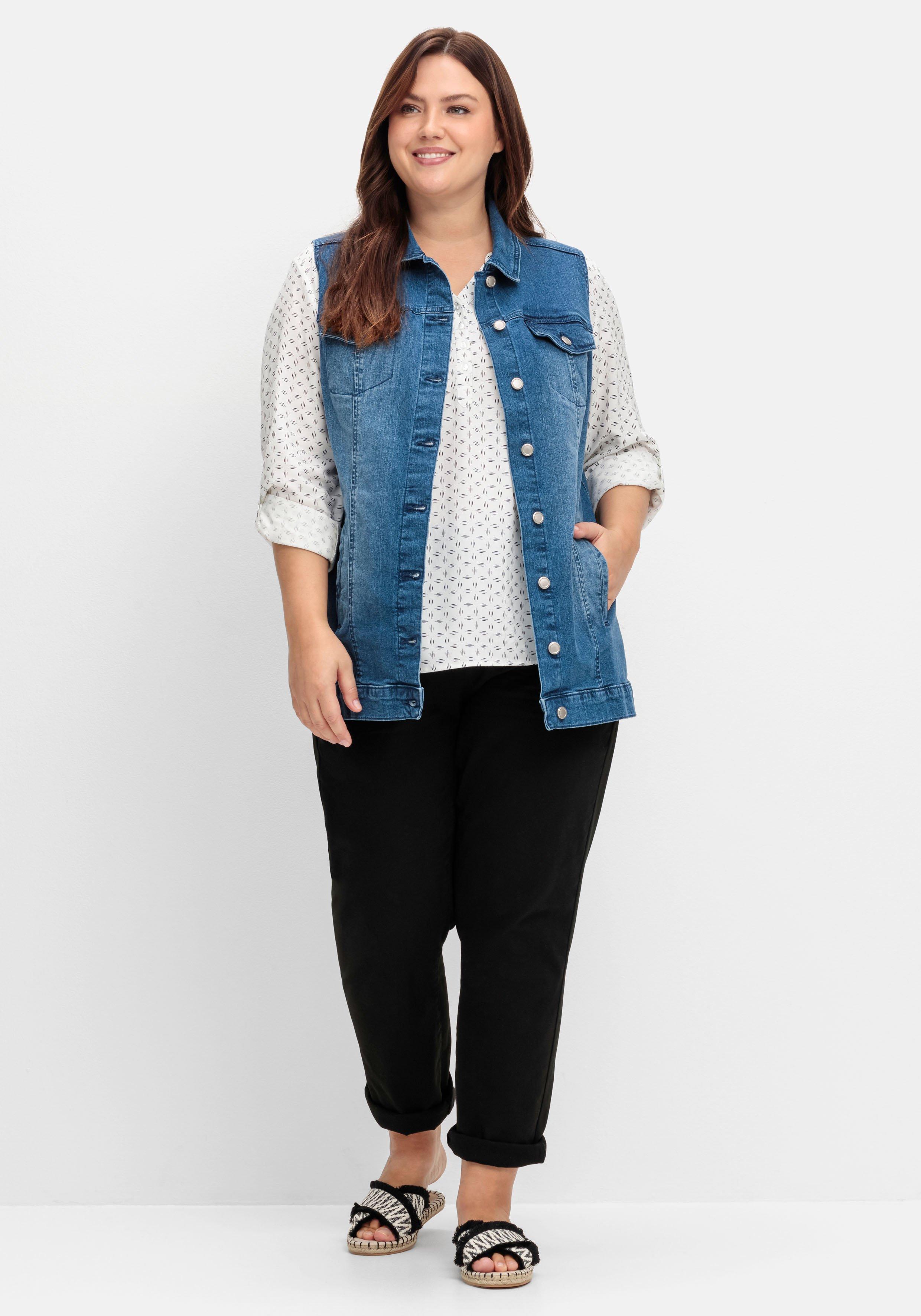 Jeansweste in leicht taillierter Form