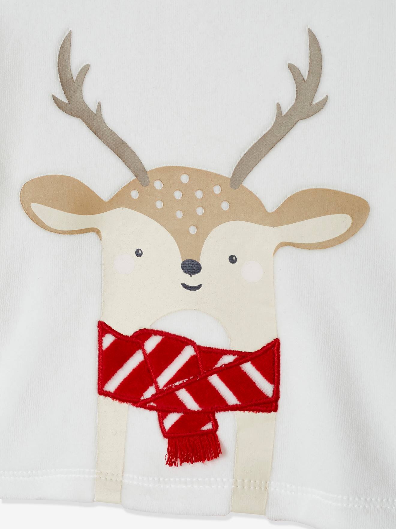 Pijama de veludo infantil de duas peças, branco claro, liso com estampas, estilo natalino.
