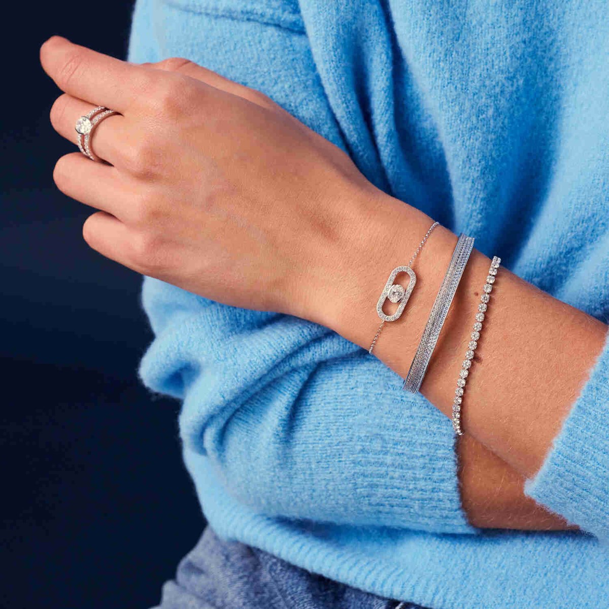 Bracelet jonc SIF JAKOBS FELLINE CONCAVOoxydes de zirconium bleu et blanc