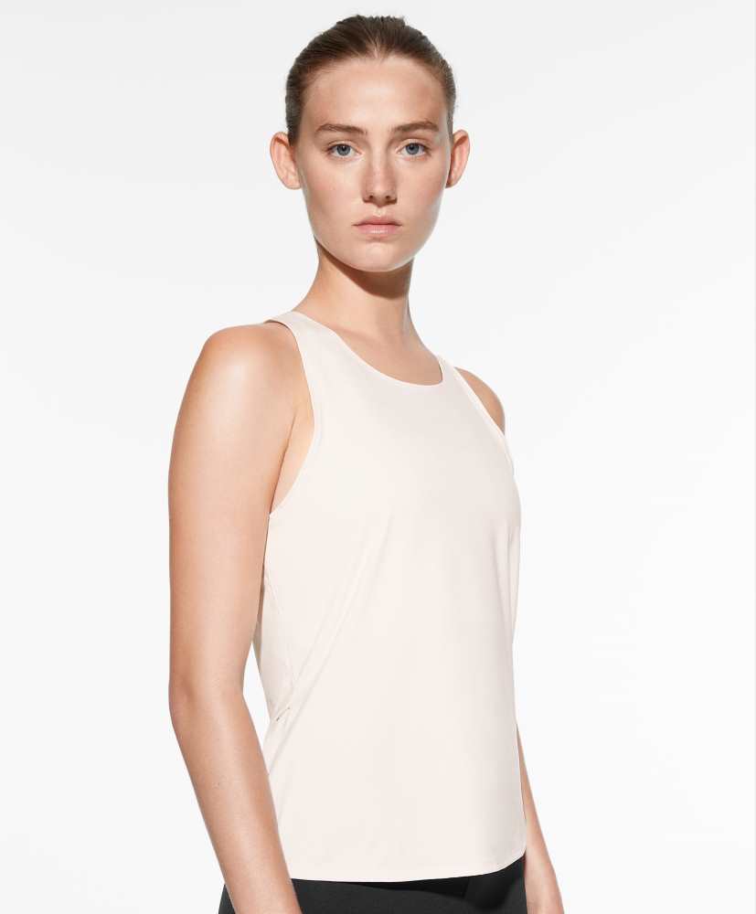 Camiseta Comfortlux com costas cruzadas