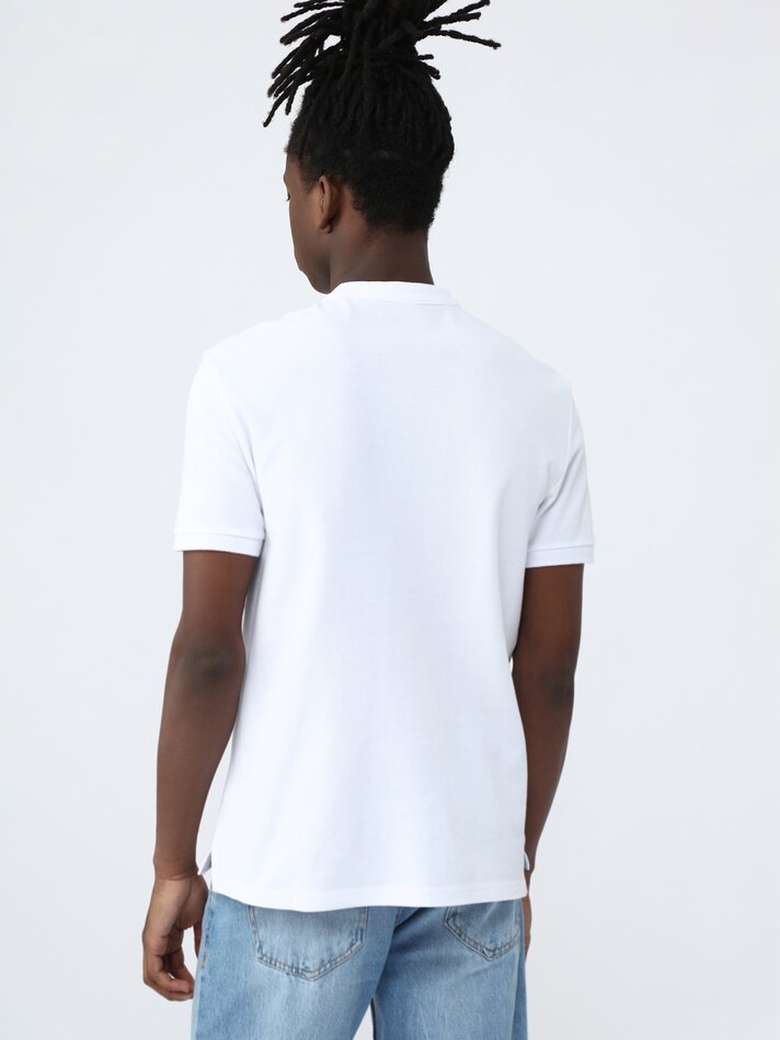 Camisa polo com gola mandarim - Branca
