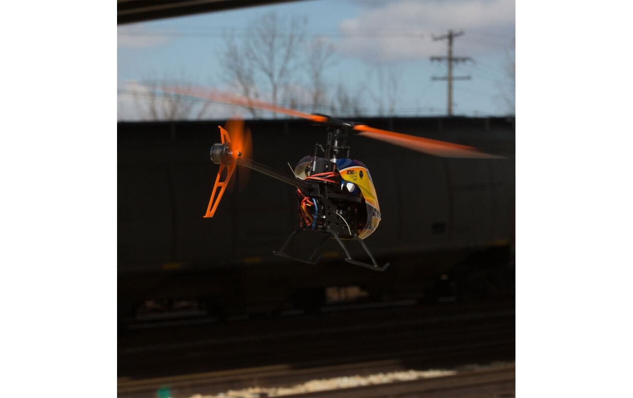 Helikopter Blade 230S ARTF mit SMART Technologie<br>Pitch gesteuerter Heli mit Spektrum Sender und SMART Technologie