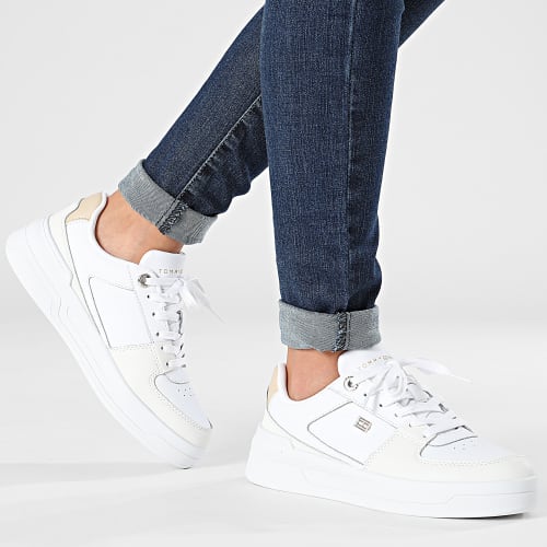 Baskets Femme Essential 7684 White