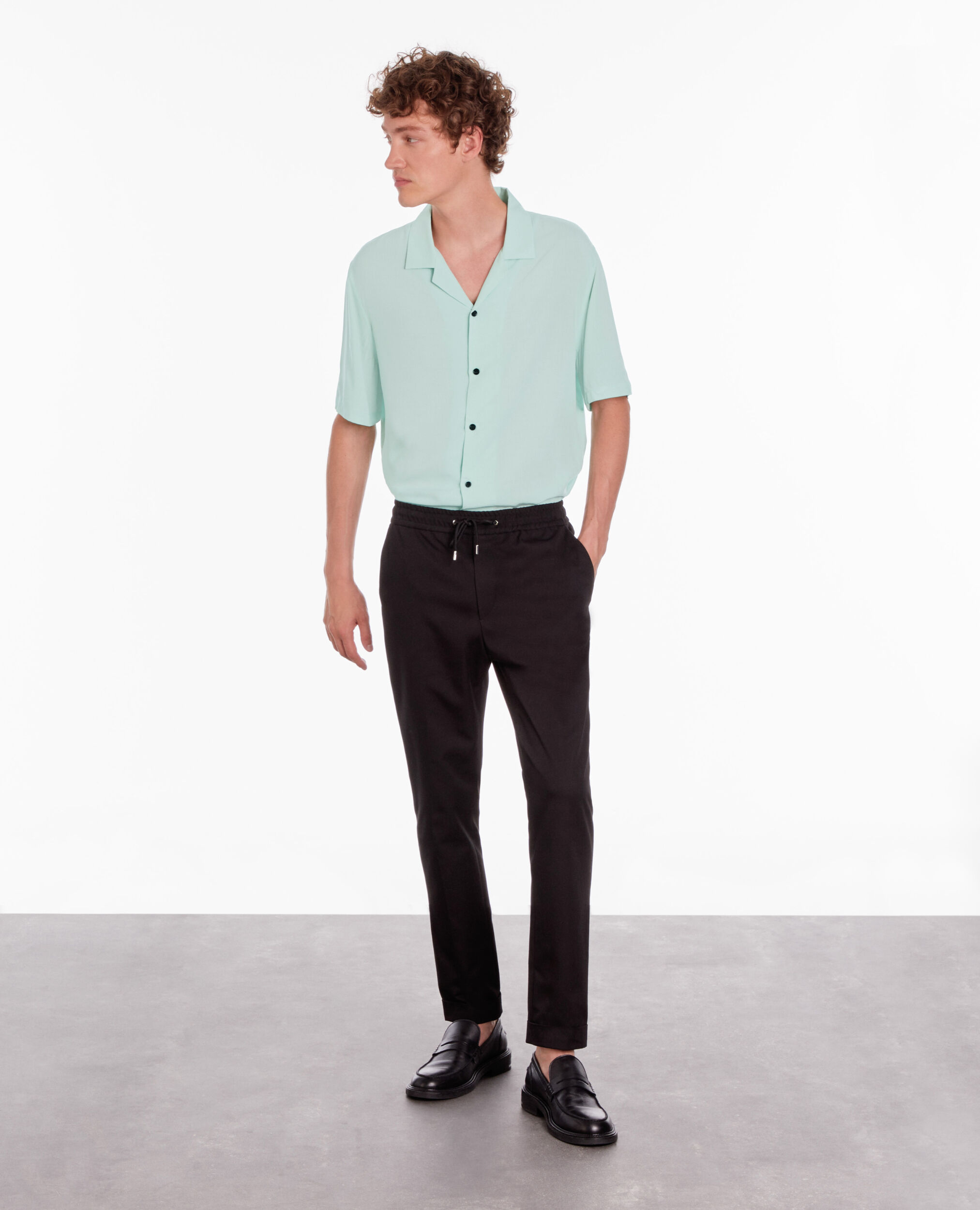 Chemise verte manches courtes