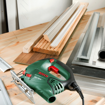 Bosch decoupeerzaag PST 700 E 500W