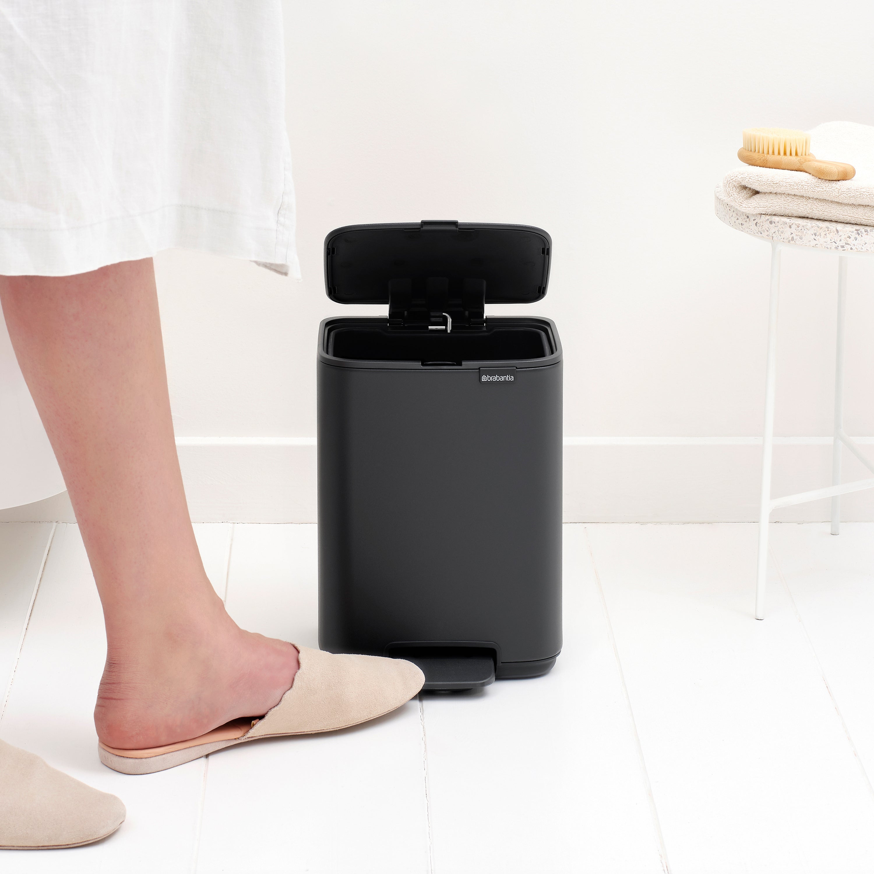 Brabantia Bo Pedaalemmer 4 L - Mineral Infinite Grey