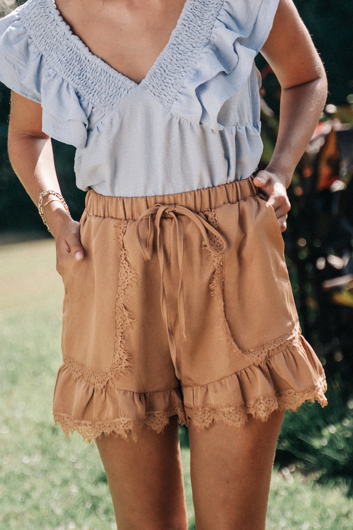 Short en dentelle à jambe évasée orange brûlé