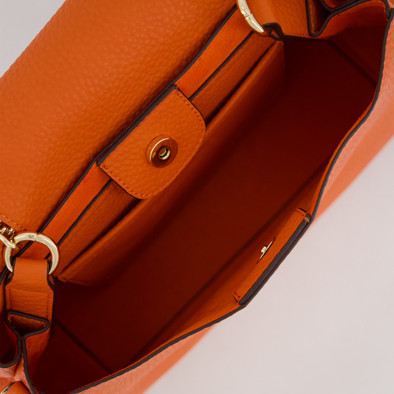 Ermanno Firenze Small Flap Soft Eba