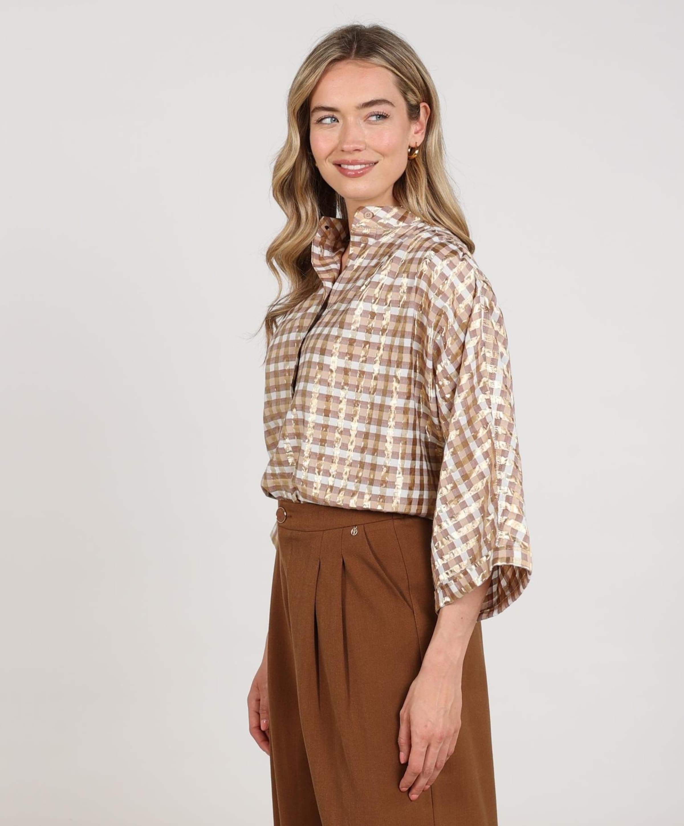 Nukus Dames blouse beige