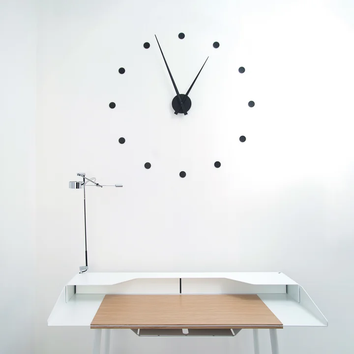Radius Design - Flexible Wanduhr, weiss