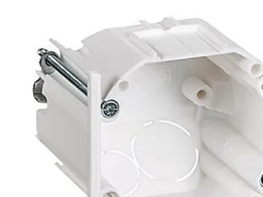 LAURITZ KNUDSEN Opus® 66 forfradåse 1 modul, hvid.