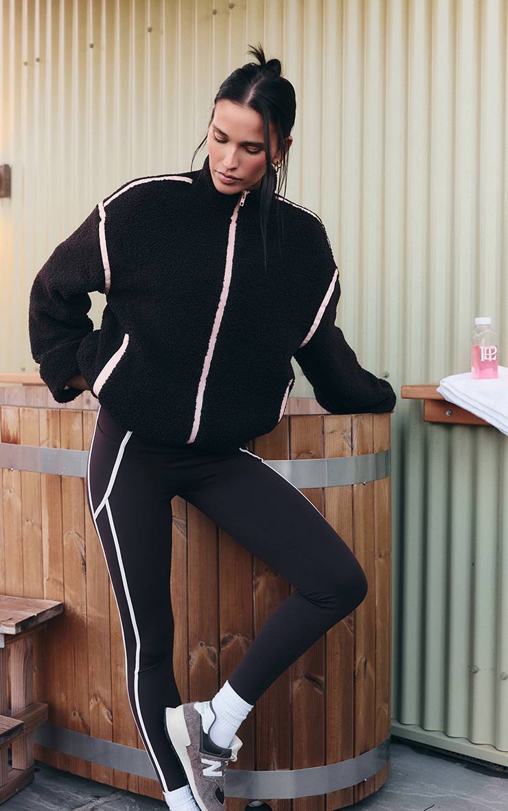 Chocolat Veste Polaire Zippée À Col Montant Avec Passepoil Contrasté