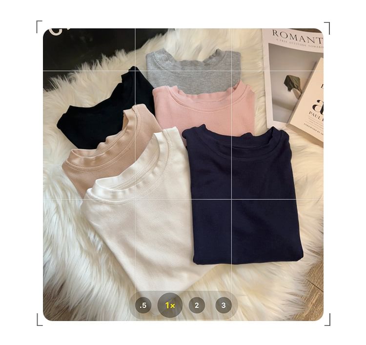 Asiris - T-shirt met korte mouwen, ronde hals en effen slim fit