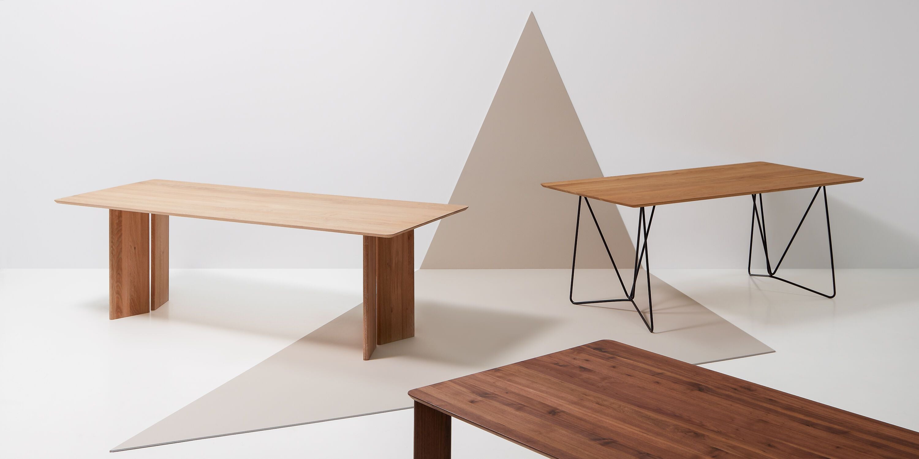ELIANA Tisch - Eiche weiss / B: 240.0 cm x T: 95.0 cm x H: 75.0 cm