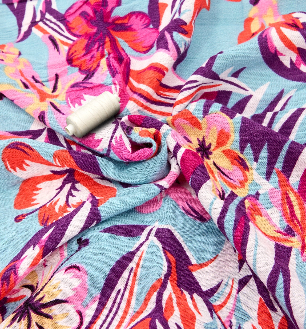 Coupon de 2 m viscose crinkle - Imprimé bleu ciel