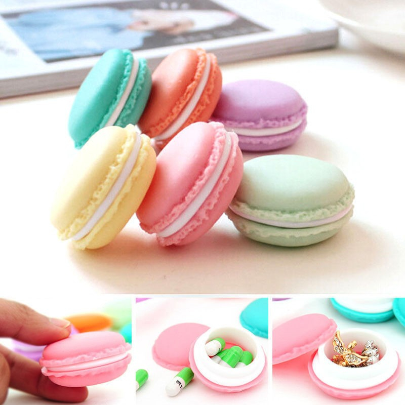 (2er Set) Mini Medikamenten Dosierer Macaron Dosett Tablettenbox Supplements Pillendose Tablettenspender - Rosa