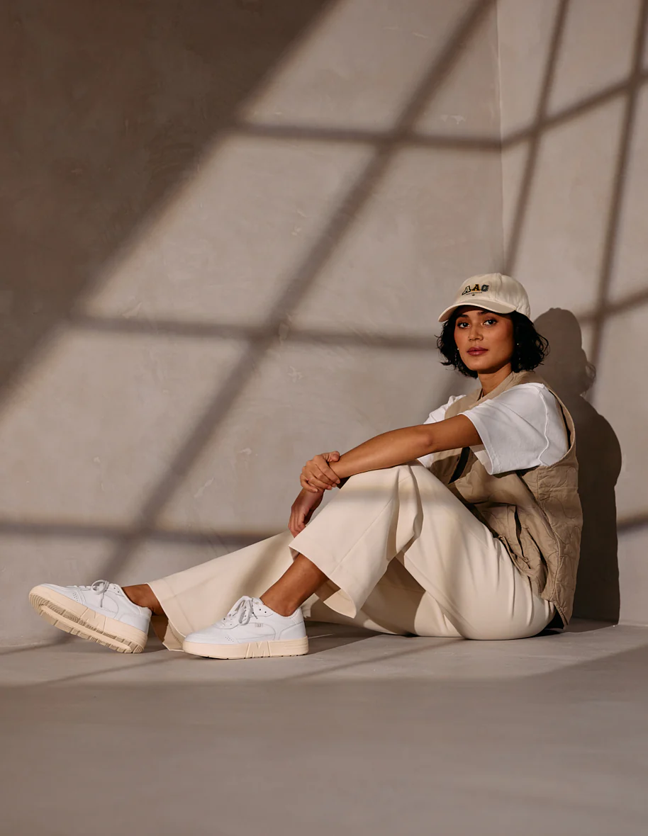 Baskets basses Aimée - Cuir recyclé et suède vegan blanc