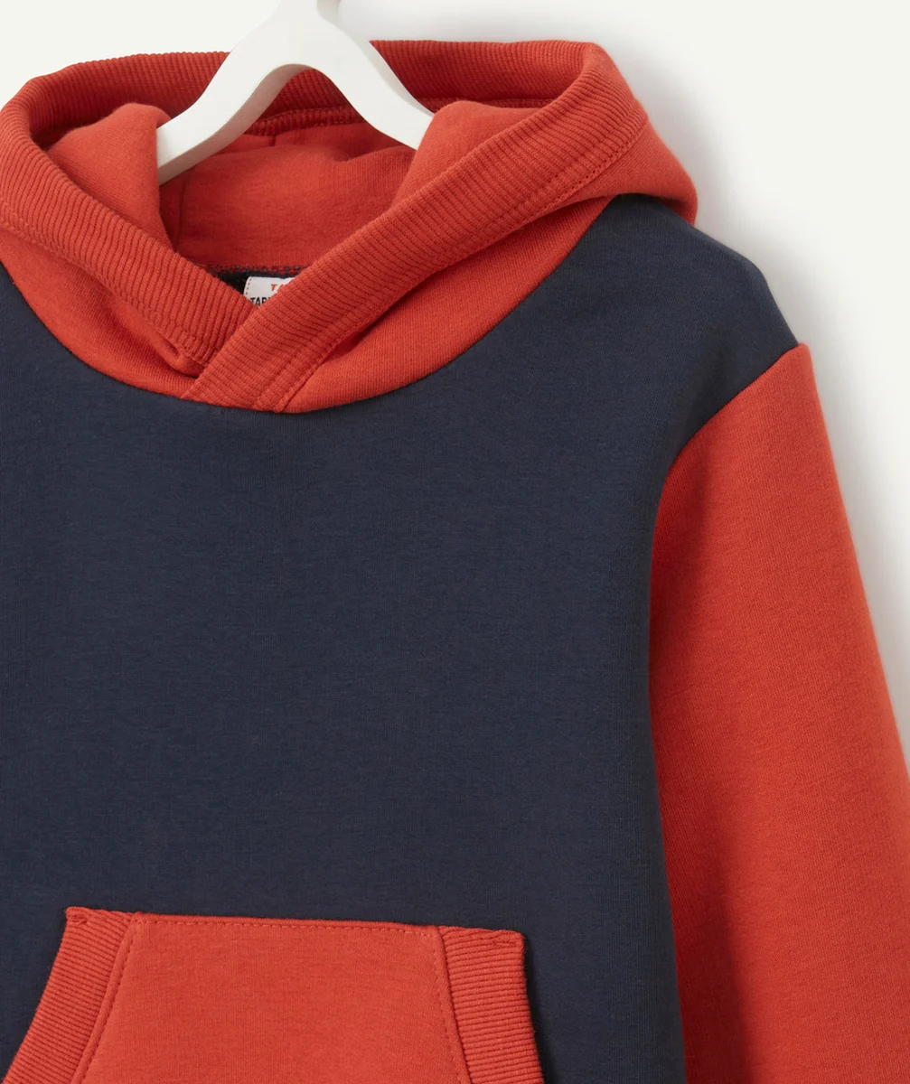 SWEAT À CAPUCHE GARÇON ROUGE ET BLEU MARINE