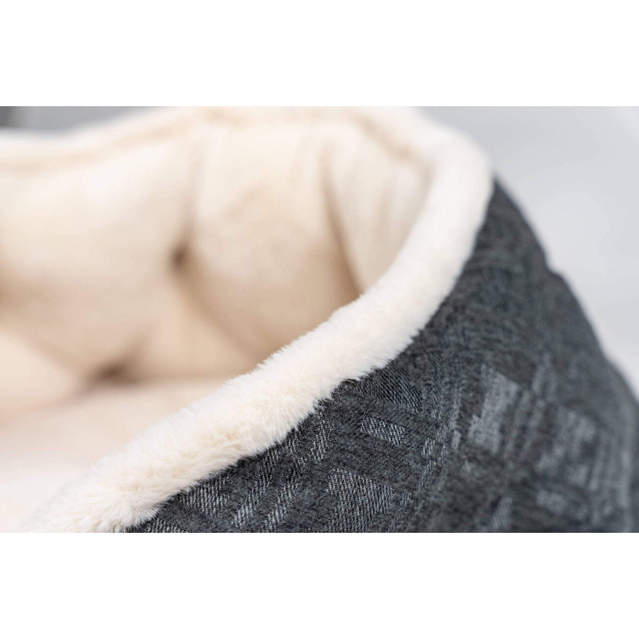 TrendPet LunaNest Kuschelhöhle beige S