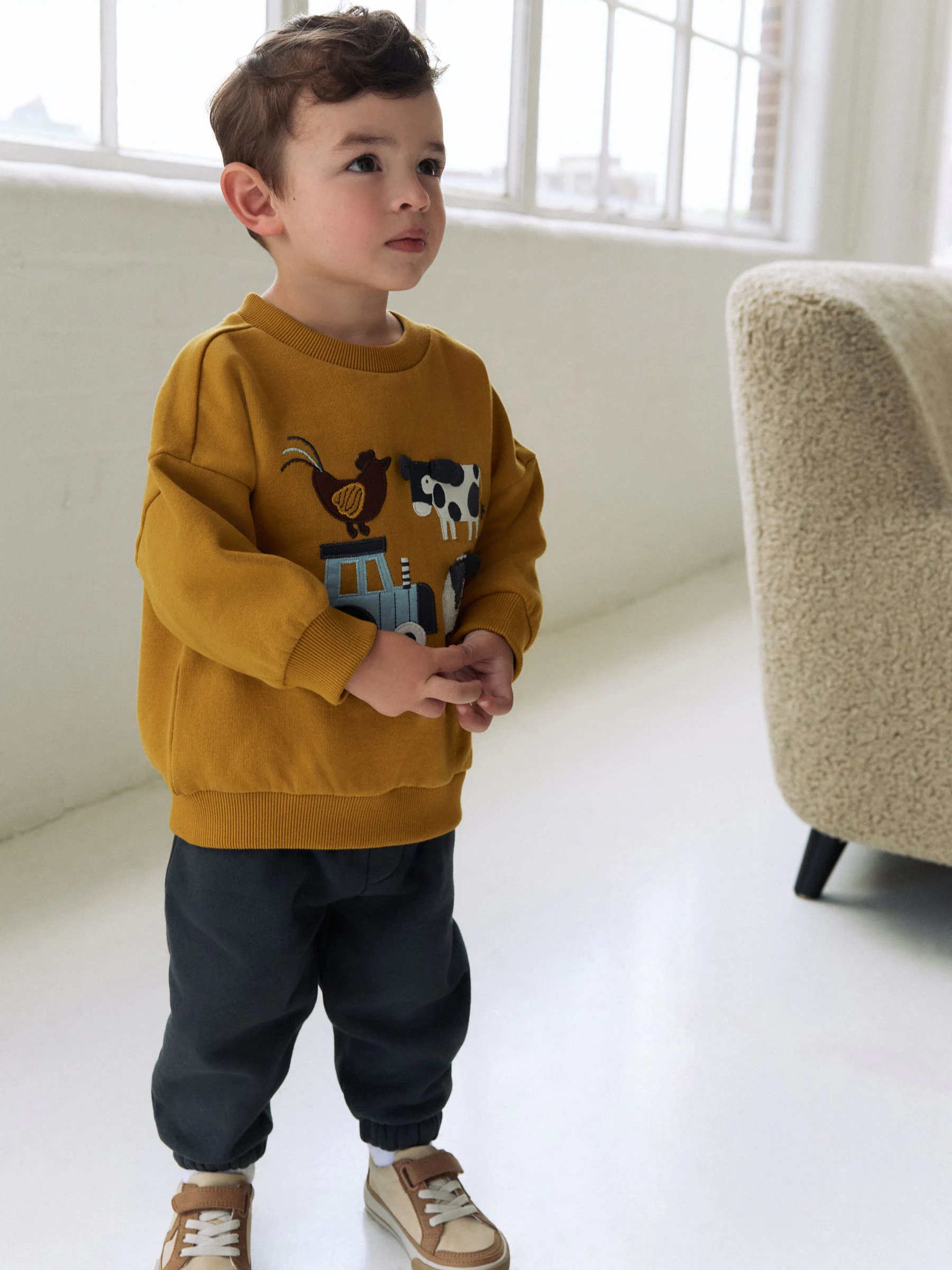 Ochre Yellow/Charcoal Farm - Set met sweatshirt en joggingbroek (3mnd -7jr)