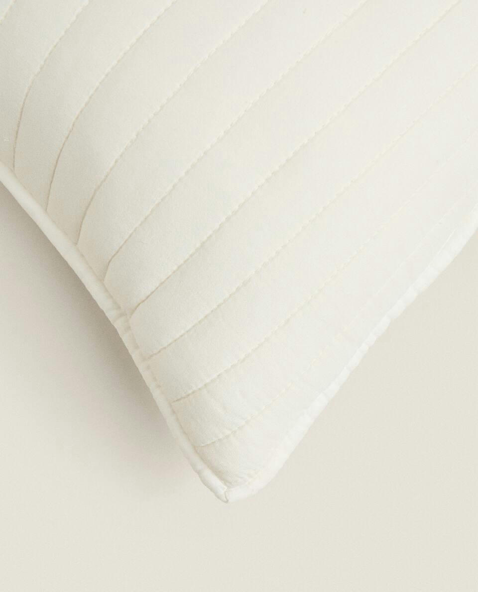CAPA DE ALMOFADA LISTRADA