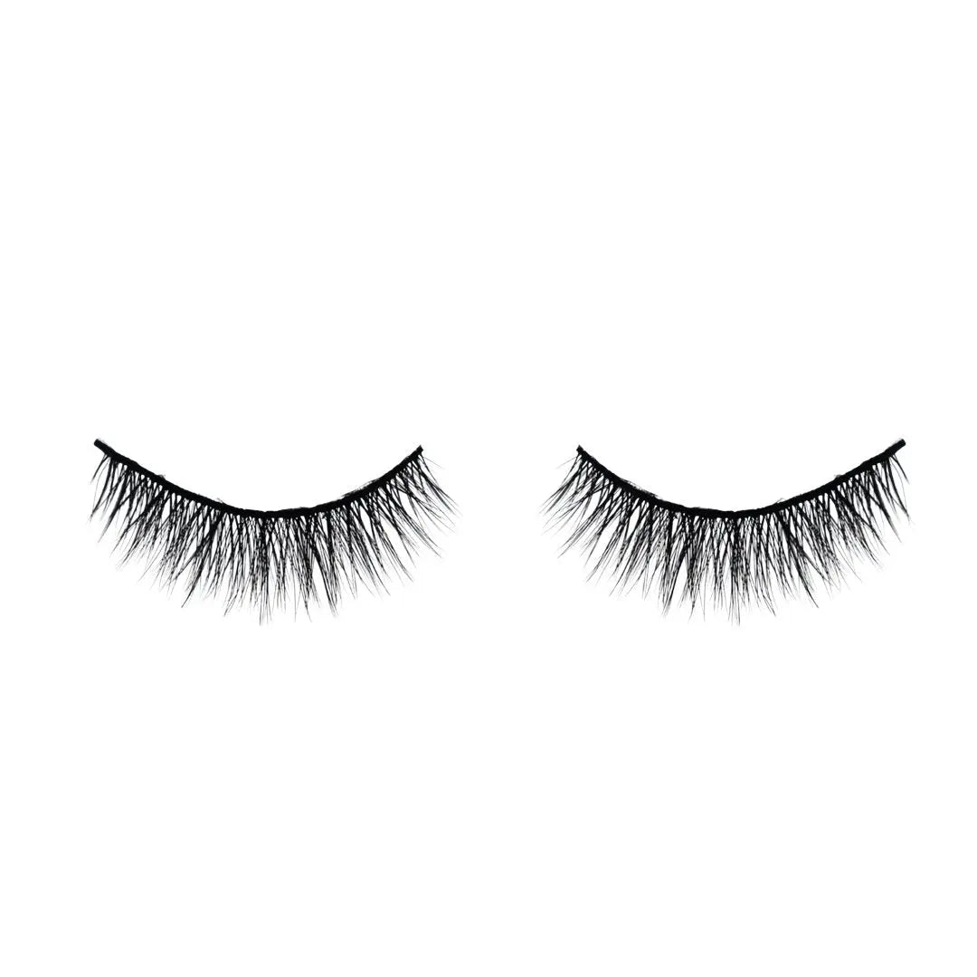 Lashes Eline