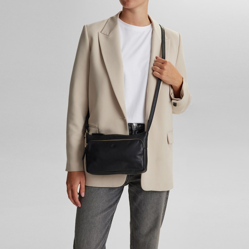 Aura<br>Crossbody Genova