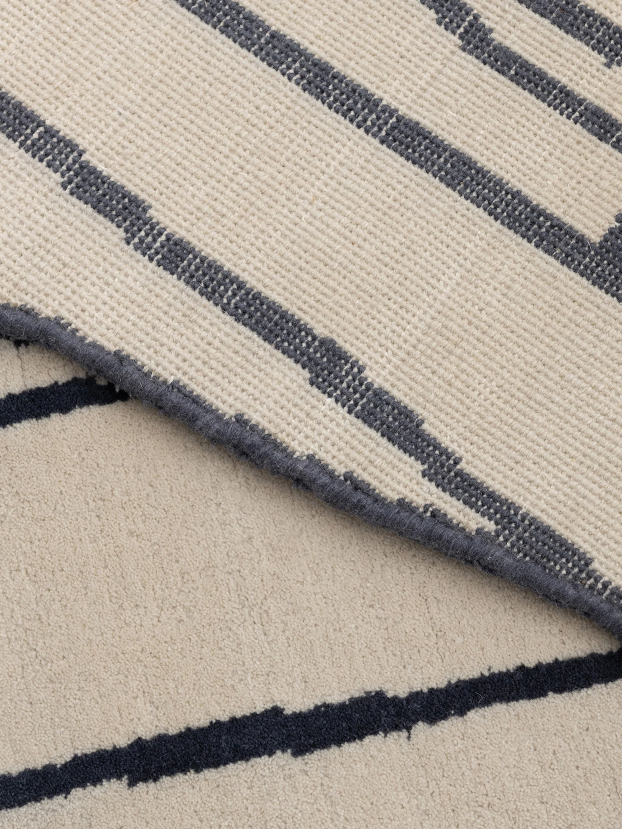 Handgeknoopt wollen vloerkleed Contour
