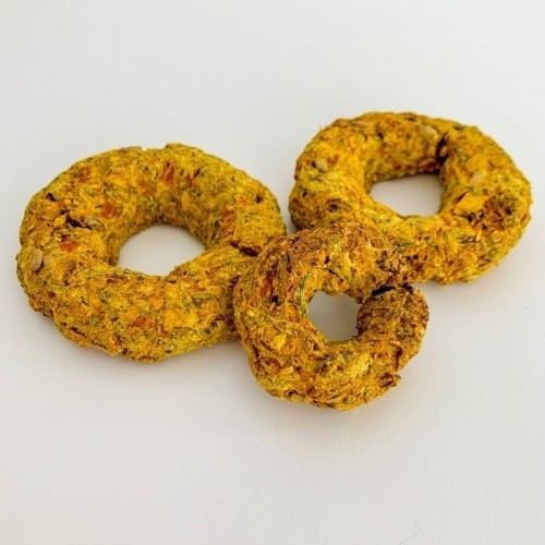 Biscoitos para cães Cookieswil com cenoura, maçã e cúrcuma.