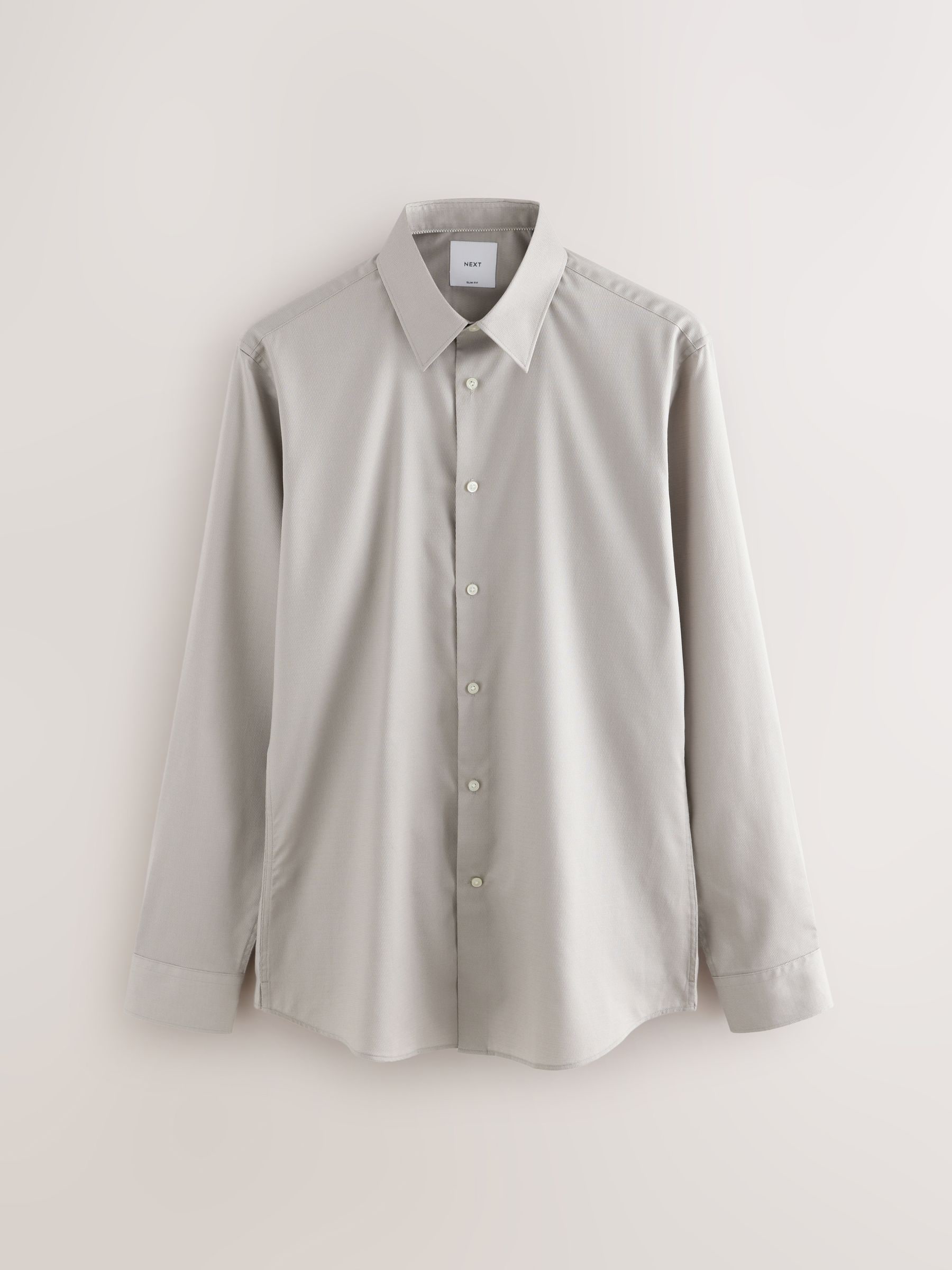 Naturel bruin - Slim Fit - Onderhoudsvriendelijk, getextureerd, slim fit overhemd met enkele manchet