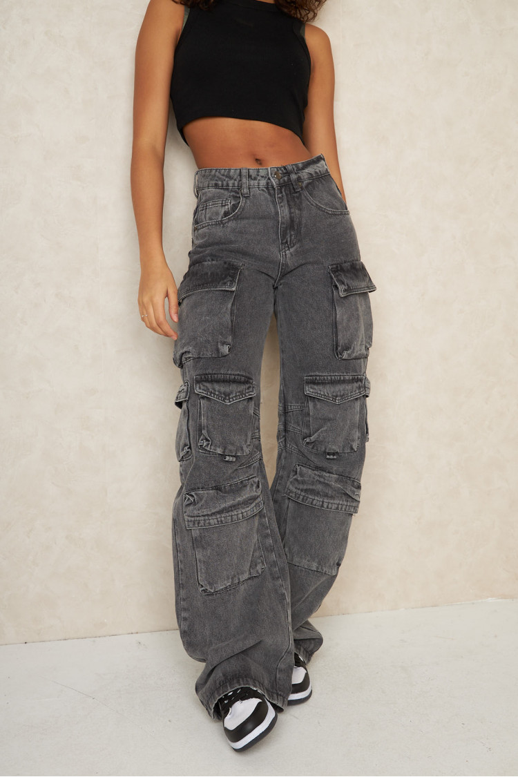 Jean cargo gris foncé